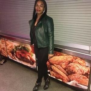 Meet your Posher, Stacey